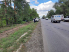 Женщина погибла в перевернувшемся автомобиле в Саратовской области