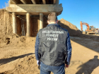 Скелет человека в джинсах и куртке нашли во время строительства моста в Саратовской области