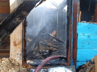 В Саратове из-за неосторожного обращения с огнем сгорели два дома