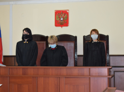 Саратовский областной суд не дал саратовчанке выписать свою мать из квартиры	