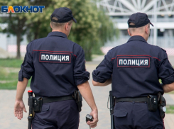 Пьяная женщина напала на полицейского в Саратовской области 