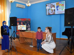 Пушкинская библиотека продемонстрировала на конференции редкие книги начала прошлого века