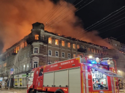 Депутат облдумы о сгоревшей «России»: намеренный поджог или неосторожность бомжей?