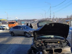 Два саратовца пострадали в ДТП на Усть-Курдюмском шоссе