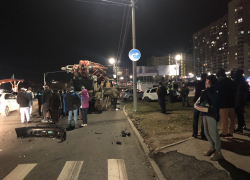 В Саратове столкнулись три иномарки, госпитализировано четыре человека