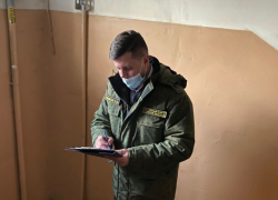 В подъезде энгельсского дома найден труп 17-летнего юноши