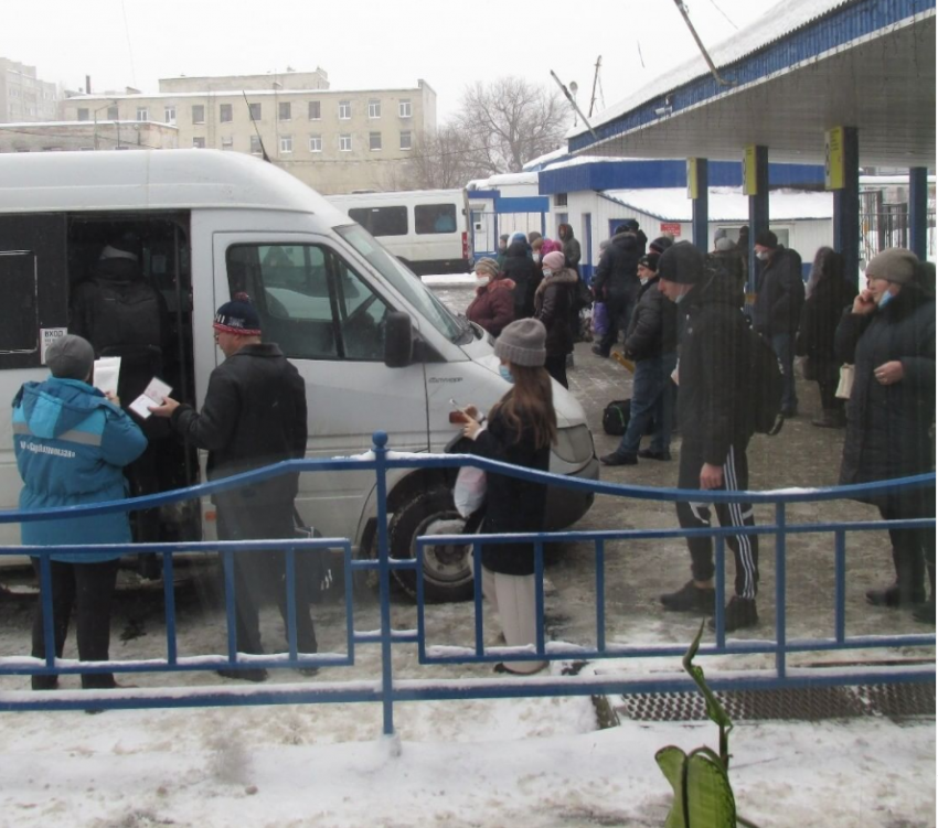 Из Саратова пустят дополнительные междугородние автобусные рейсы