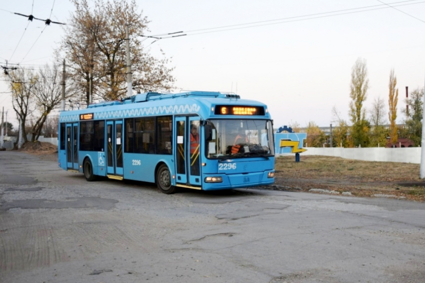 Гендиректор СГЭТ назвал средние зарплаты водителей троллейбусов и трамваев в Саратове