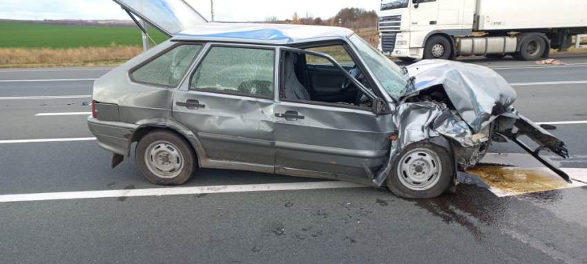 Смертельная авария в Саратовской области: 80-летняя автоледи скончалась на месте