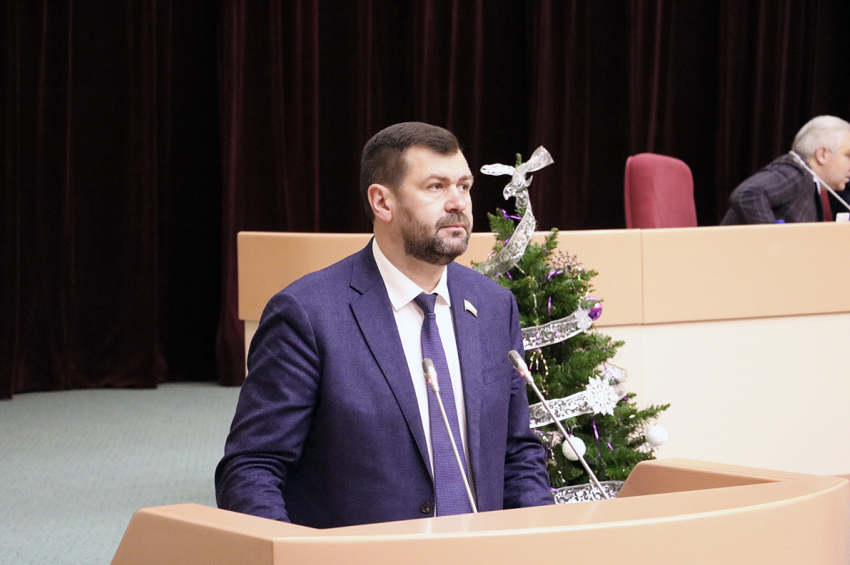 Работу общественного транспорта в Саратове и Энгельсе будет контролировать единое госпредприятие