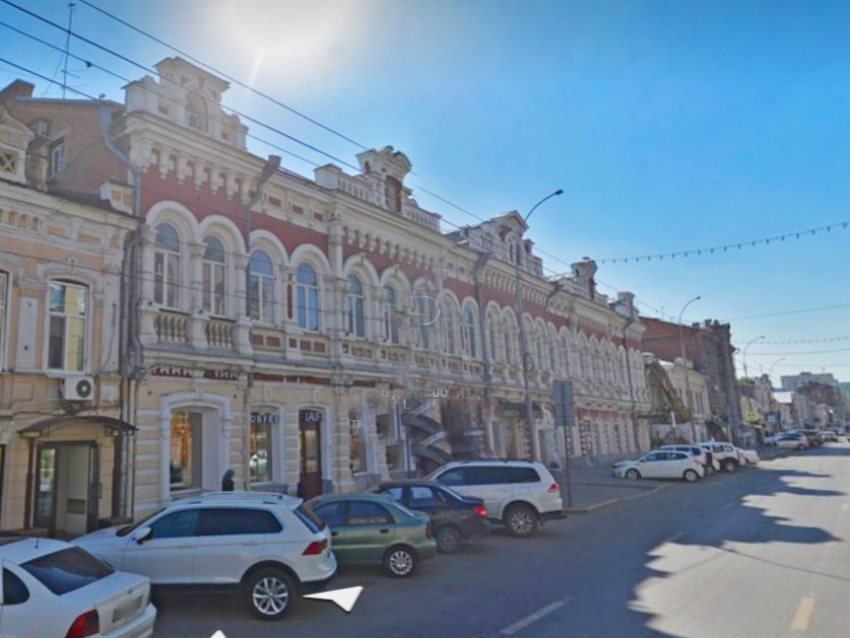 Старинное здание на Московской купит мэрия Саратова