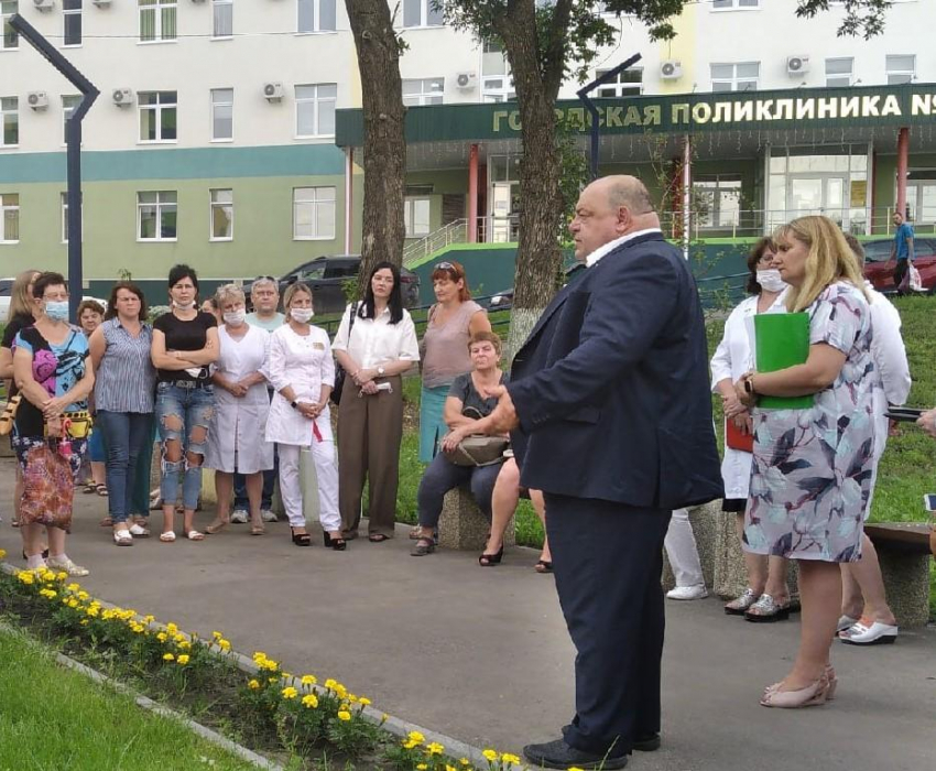 Министр здравоохранения Саратовской области вновь раскритиковал власти Энгельса за День города