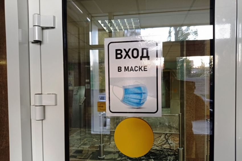 «Непривитые погибают, а привитые борются и выздоравливают»: саратовский фельдшер – о необходимости вакцинации