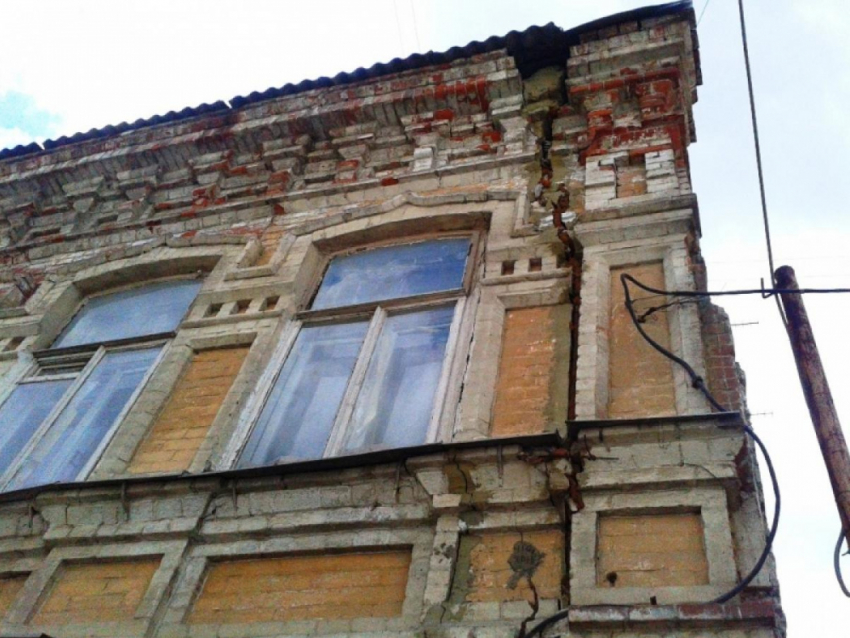 Опубликован список 773 домов в Саратове и области, которые расселят по новой программе