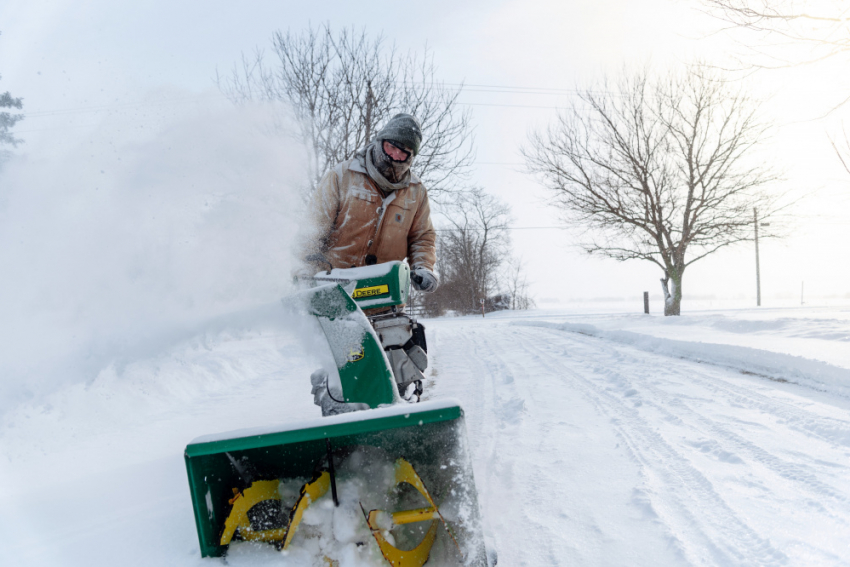 Бусаргин заявил о готовности областной службы спасения к снежным заносам